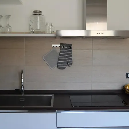 Dimora Due Galli Apartment *