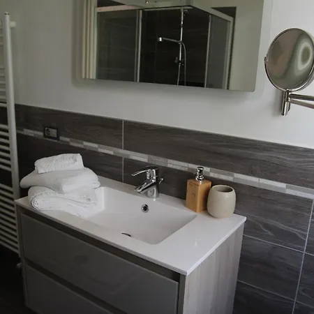 Apartment Dimora Due Galli Ponti sul Mincio