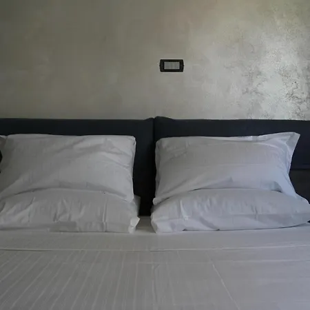 Dimora Due Galli Apartment *