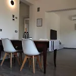 아파트 Dimora Due Galli *